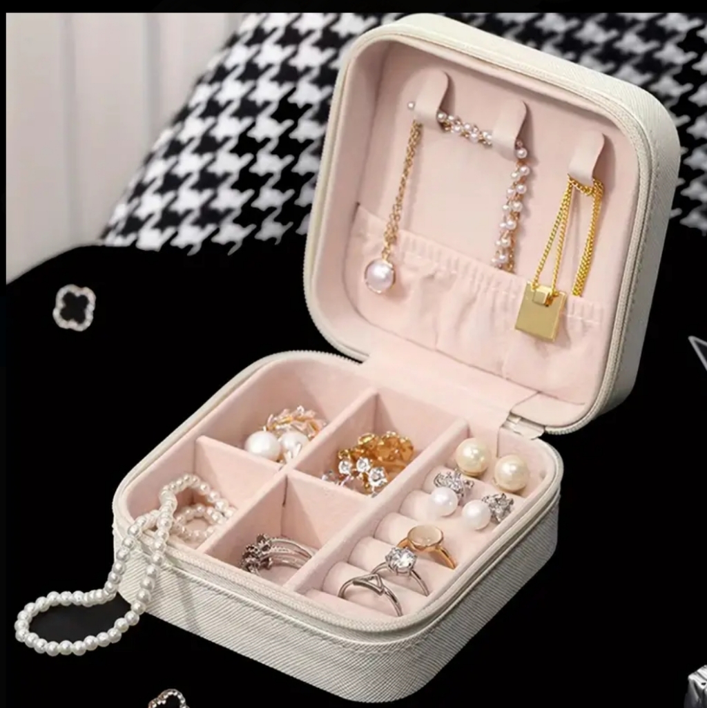 Portable Jewelry Box